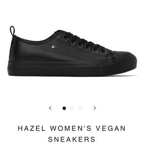 *BRAND NEW* Matt & Nat Vegan Sneakers
